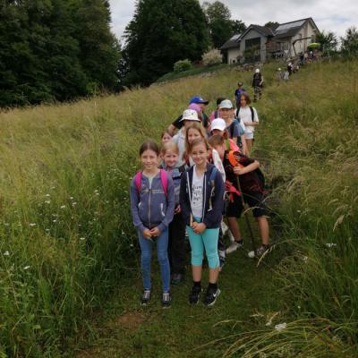4. Klassen - Wandertag nach Glojach