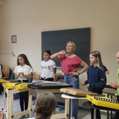 Das Hackbrett und die Ziehharmonika - Instrumentenvorstellung